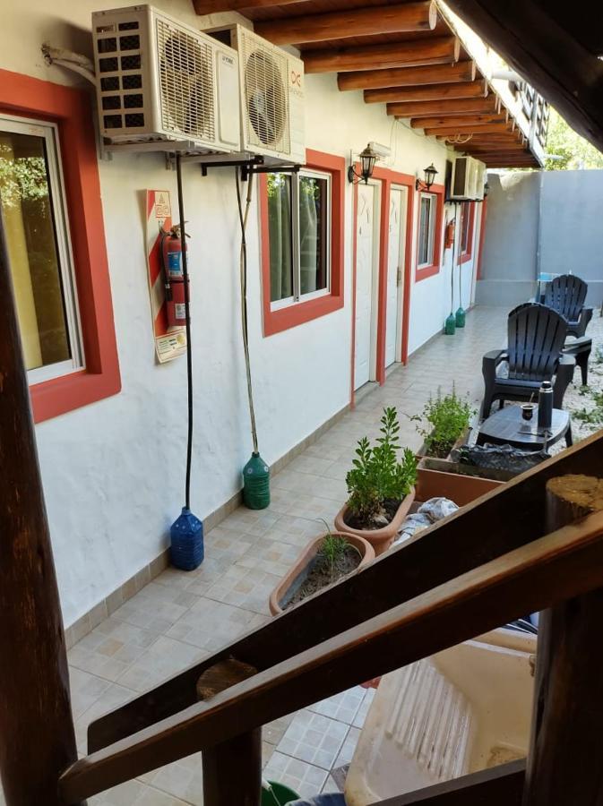 Posada Costa Del Sol Colón 外观 照片