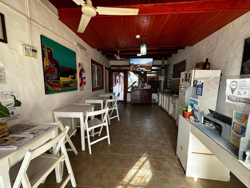 Posada Costa Del Sol Colón 外观 照片