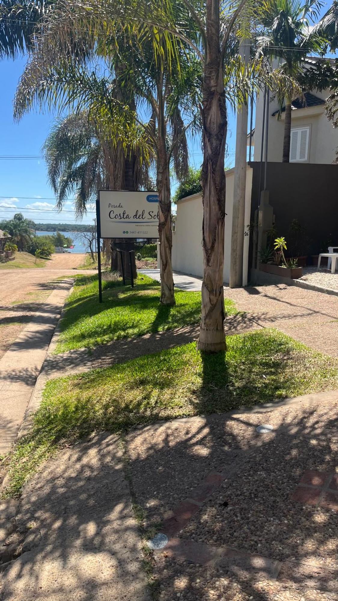 Posada Costa Del Sol Colón 外观 照片